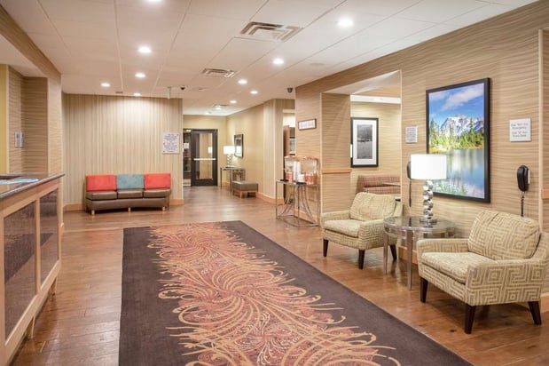Images Hampton Inn & Suites Denver/South-RidgeGate