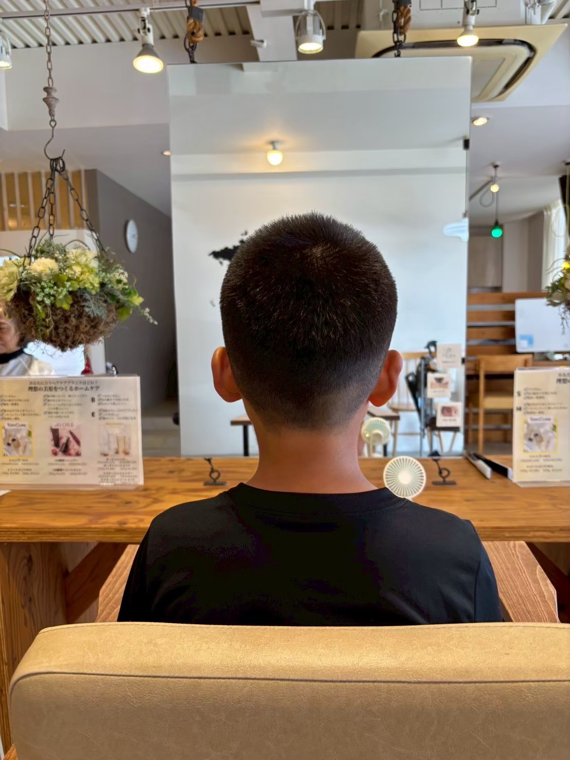 Images PLUS 六地蔵店