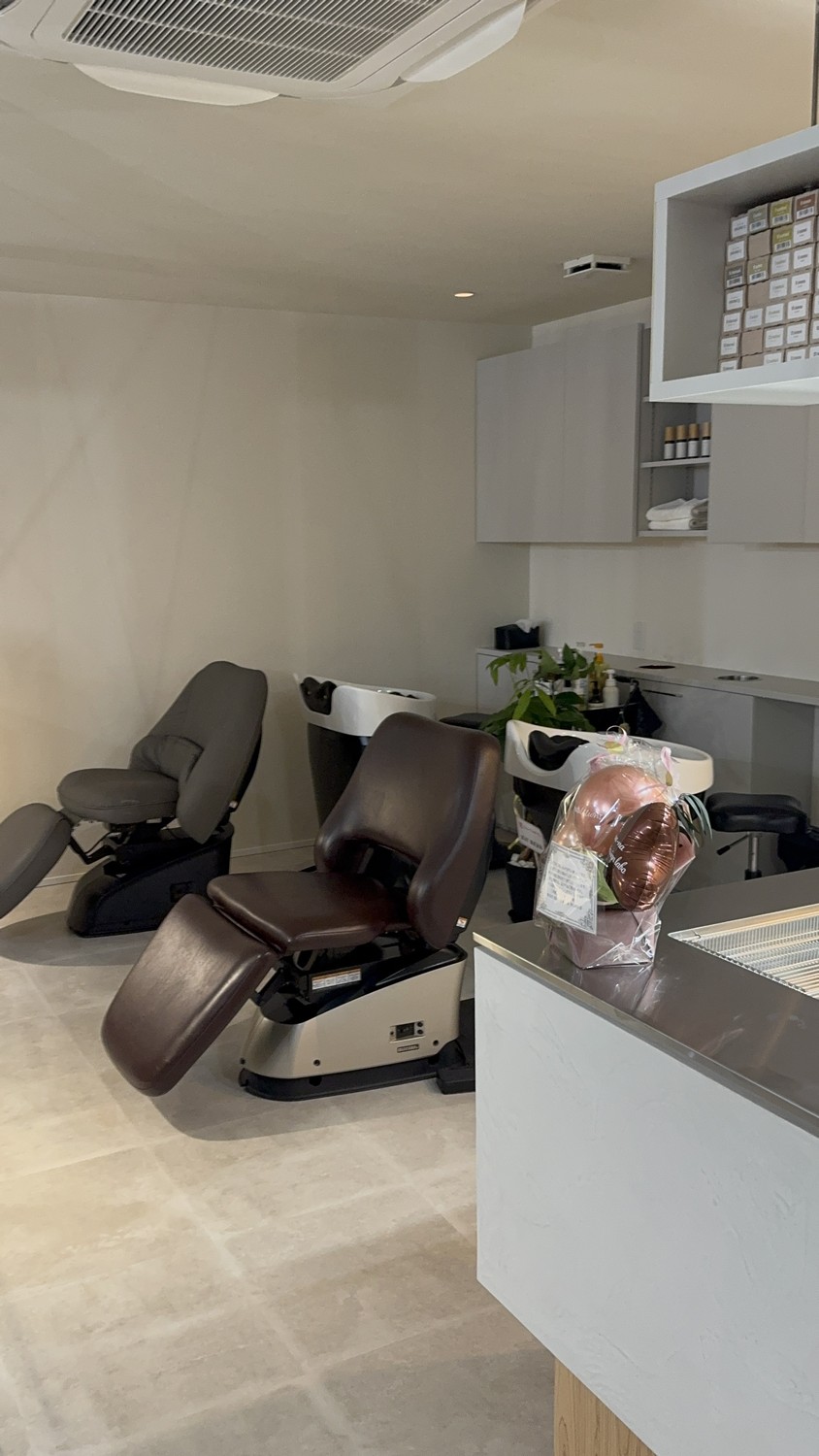 Images na-na hair design labo.