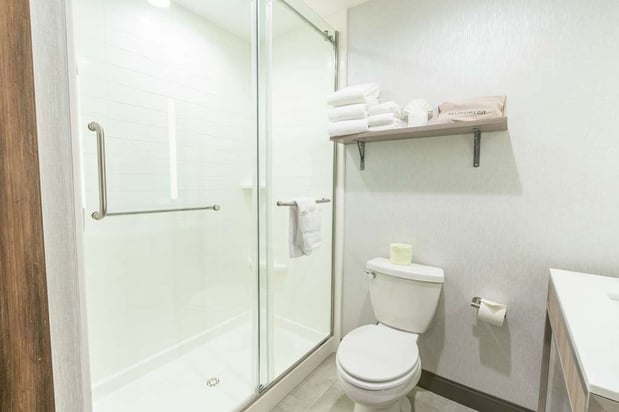Images Hilton Garden Inn Wichita Downtown
