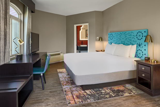 Images Hotel Indigo San Antonio-Riverwalk by IHG