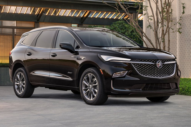 Images Octane GMC of Santa Fe