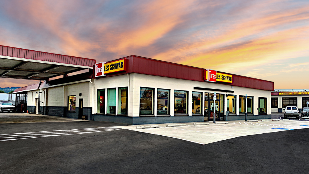 Les Schwab Tire Center