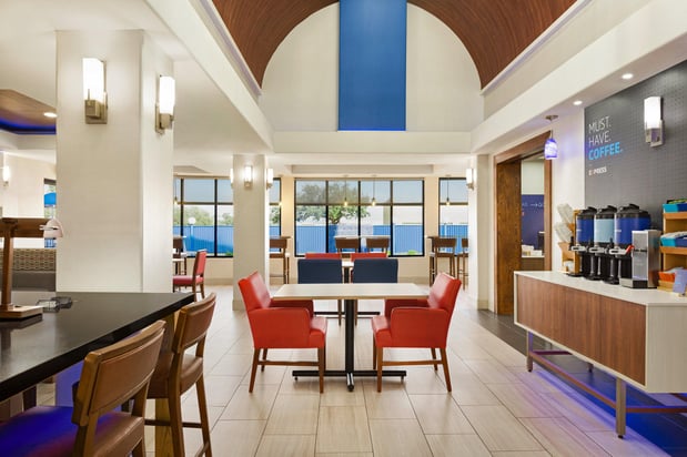 Images Holiday Inn Express & Suites Mission-McAllen Area by IHG