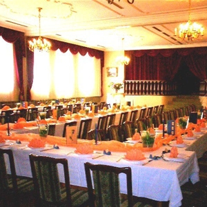 Familie Karl Reinöhl, Vordere Straße 43 in Bissingen an der Teck