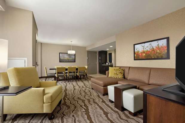 Images Embassy Suites by Hilton Chattanooga Hamilton Place