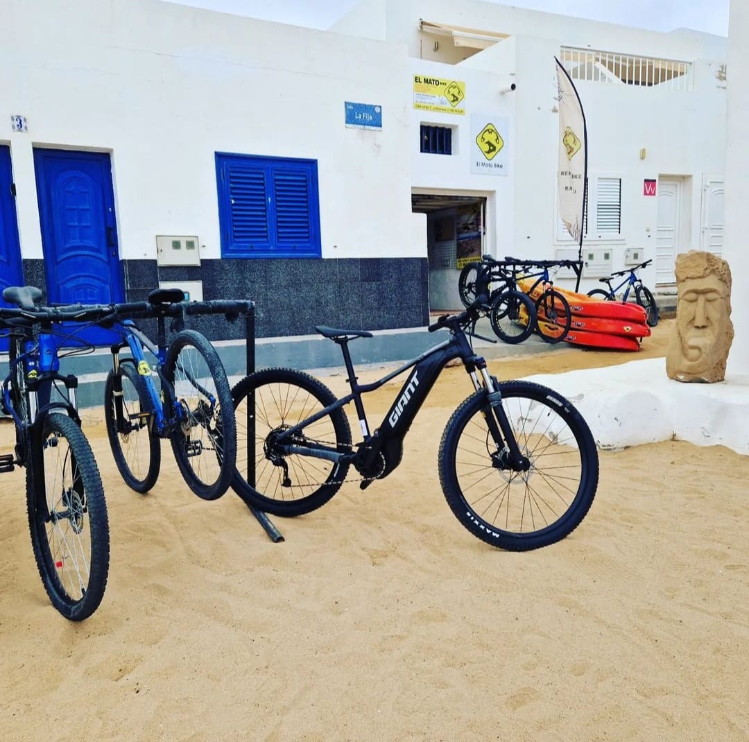 Images El Mato bike- Rent a bike -bicicletas -electricas - isla la Graciosa