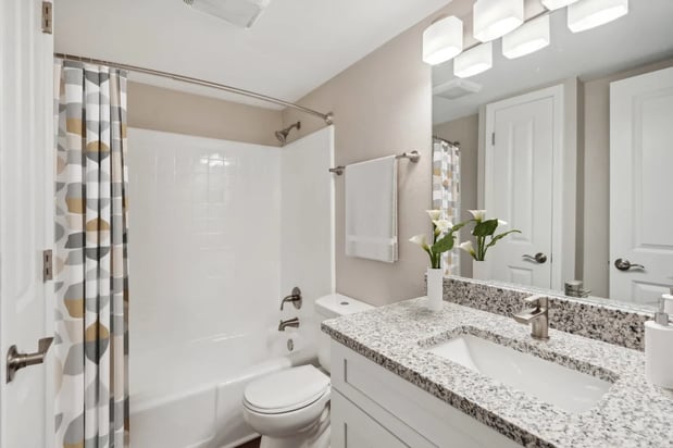Images Lake Johnson Mews Apartments & Townhomes
