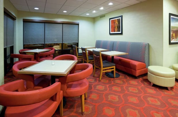 Images Hampton Inn by Hilton Rockford