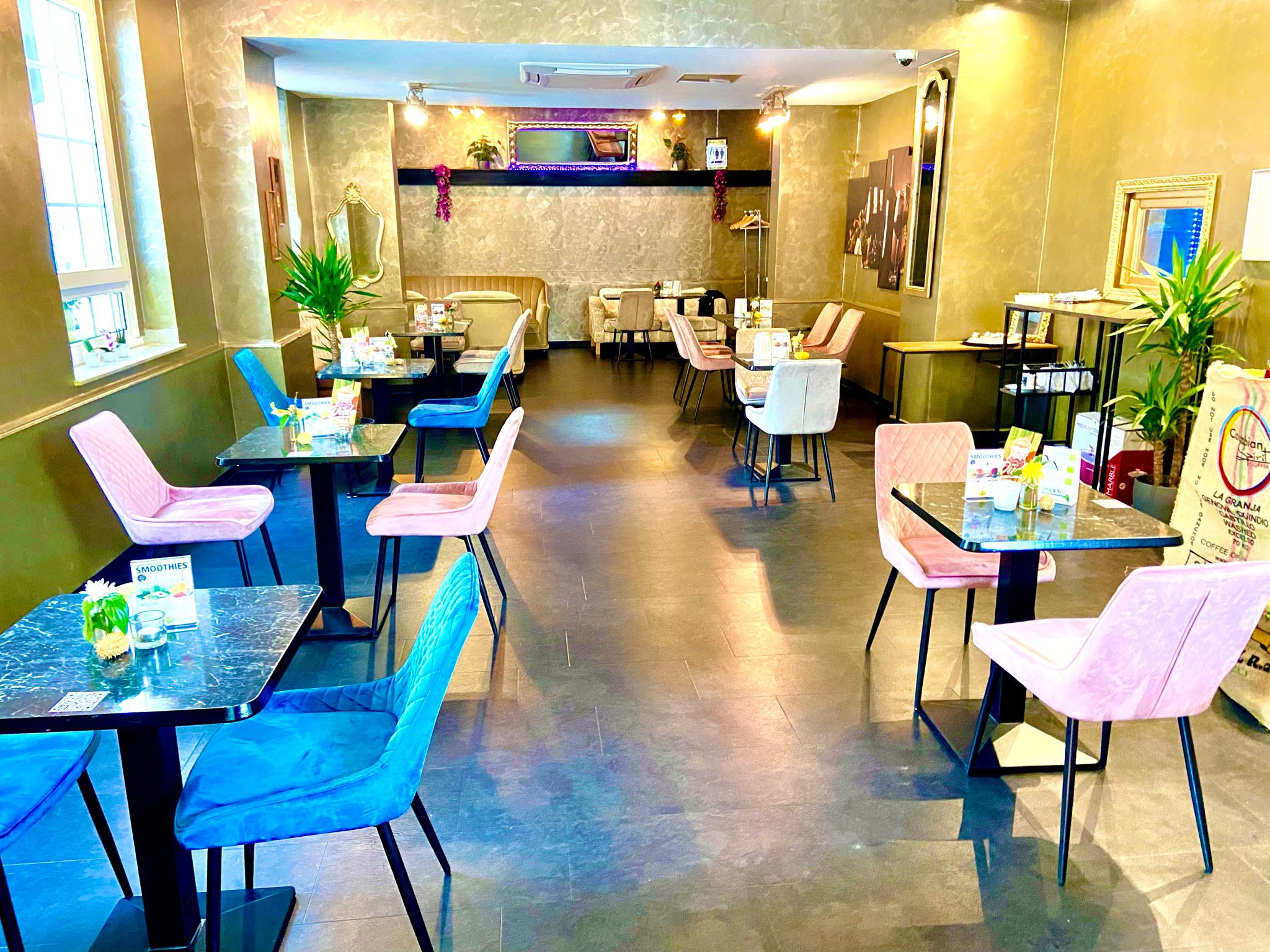 Bilder Assada Restaurant & Cocktailbar