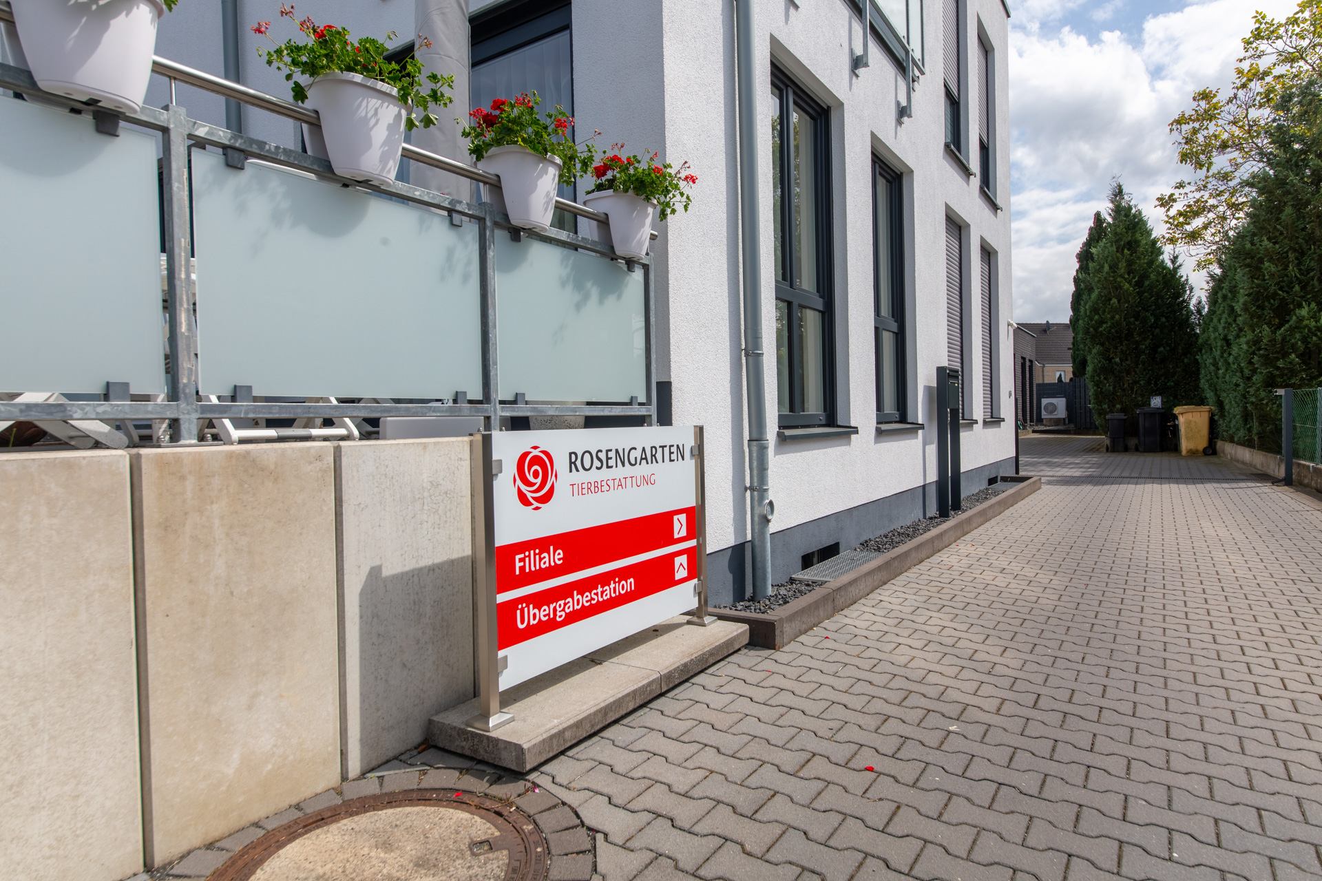 ROSENGARTEN-Tierbestattung Köln in Rösrath - Logo