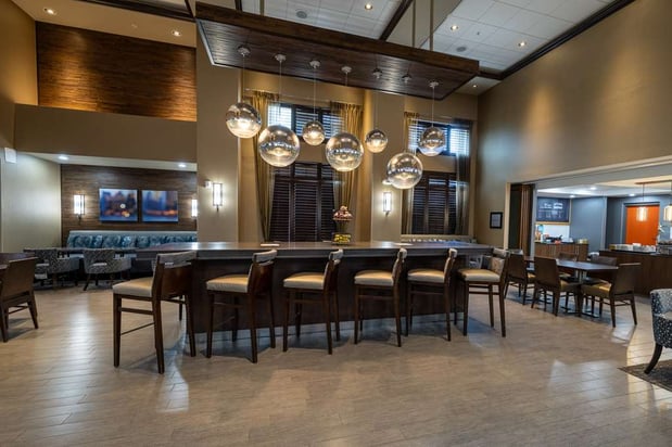 Images Hampton Inn & Suites Greensboro/Coliseum Area