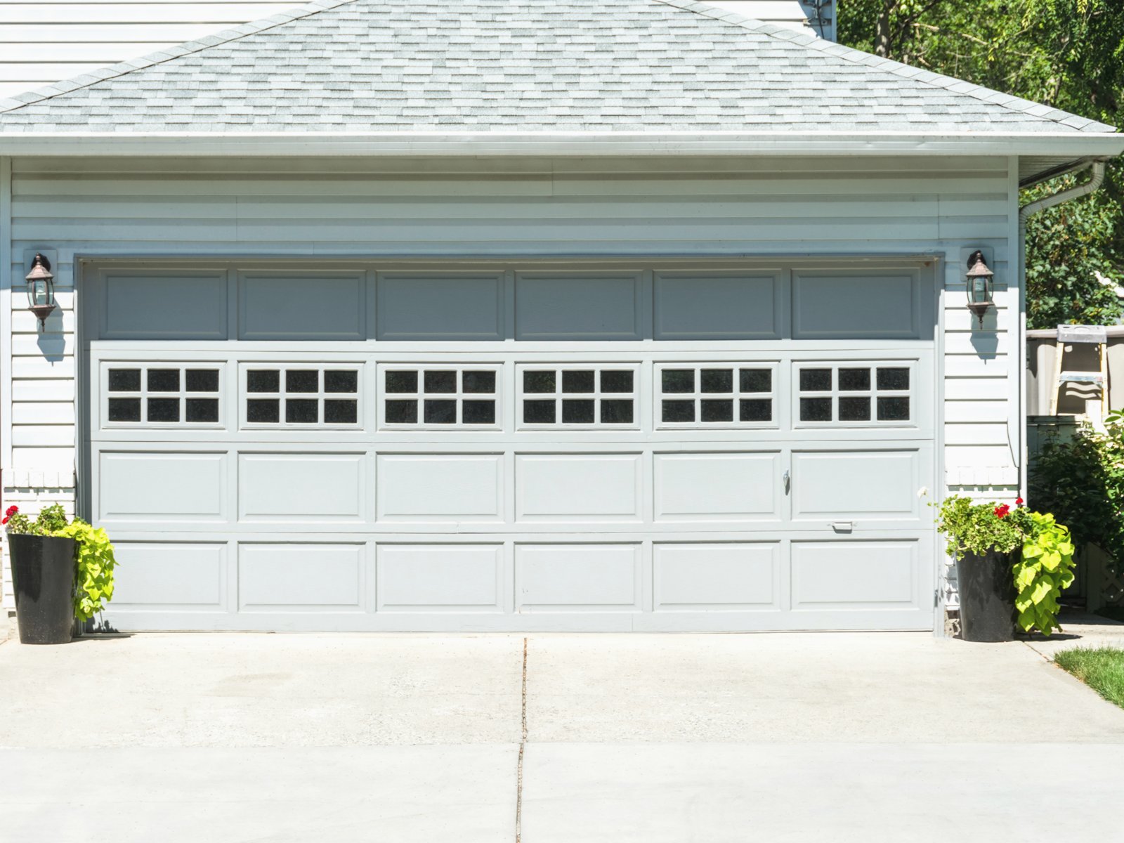 Pro Garage Door Services Inc.
