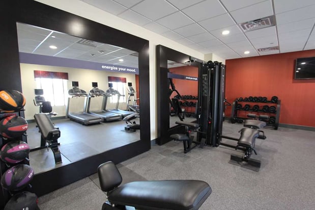 Images Hampton Inn & Suites Dallas Market Center