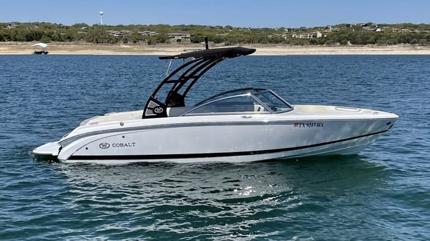 Images Nautical Boat Club - Lakeway