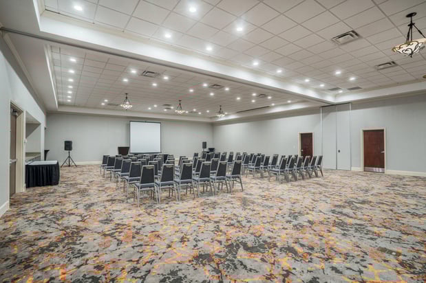Images Holiday Inn Atlanta/Roswell by IHG