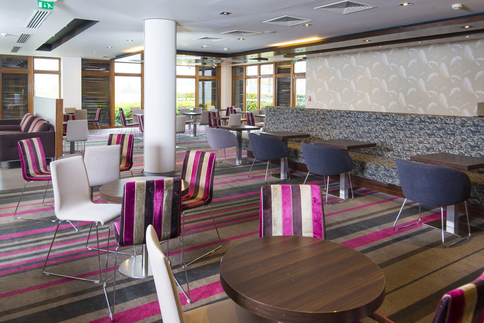 Images Holiday Inn Express London - Epsom Downs, an IHG Hotel