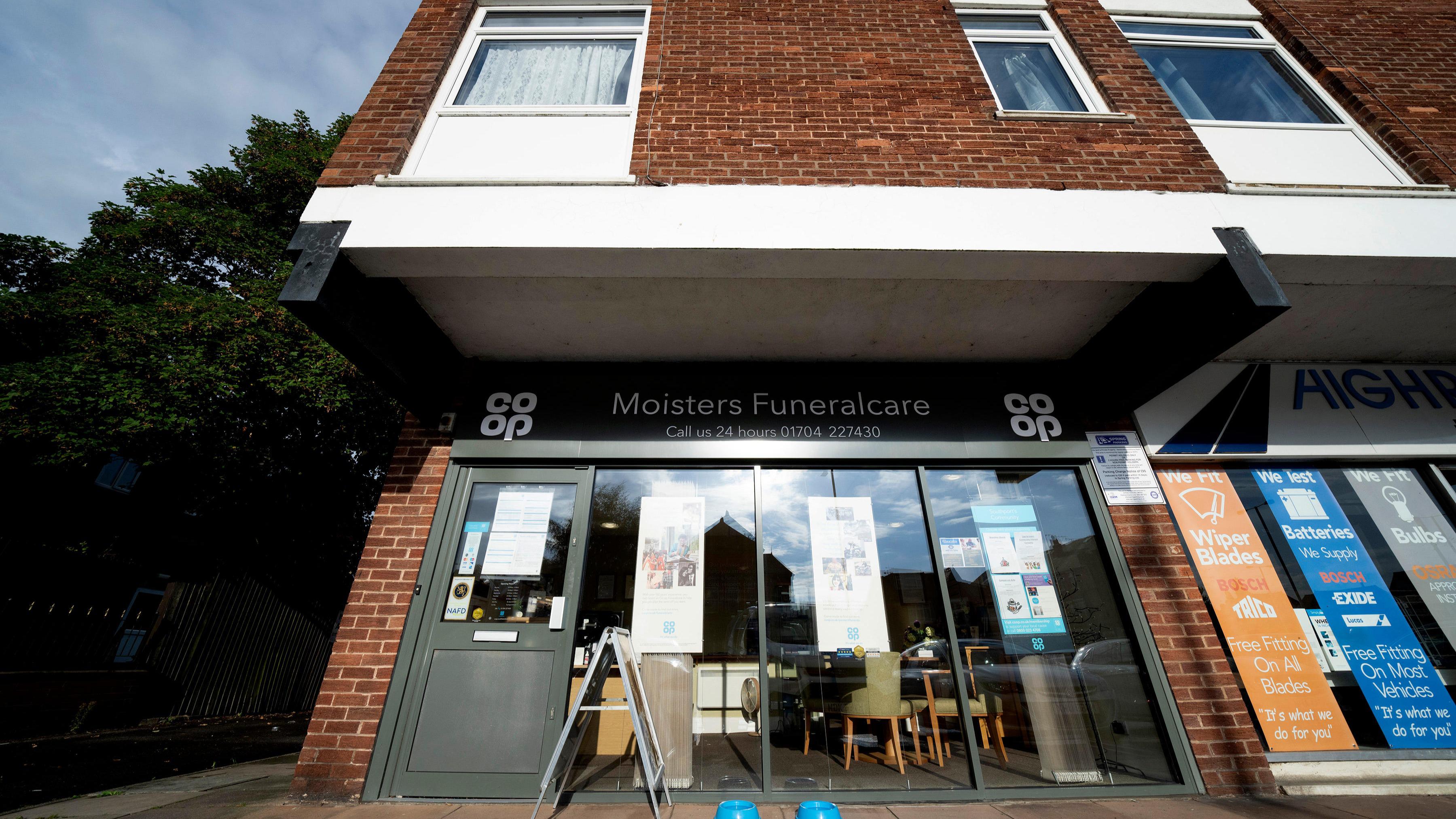Images Moisters Funeralcare