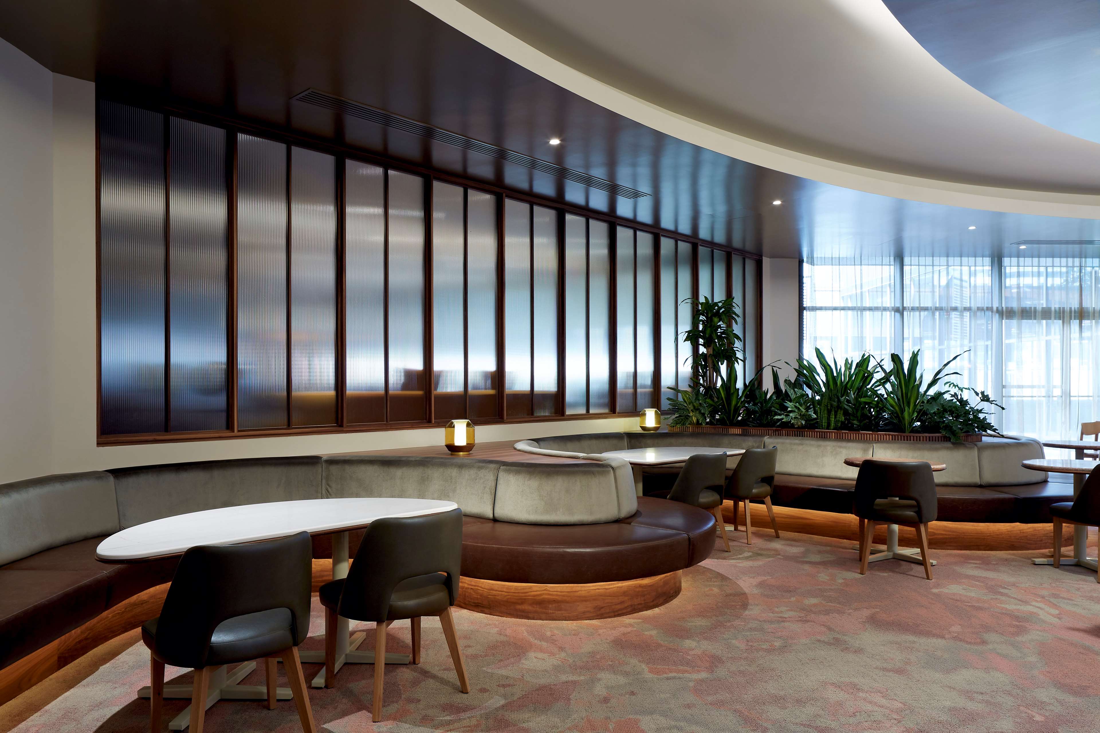 Images DoubleTree by Hilton Montreal