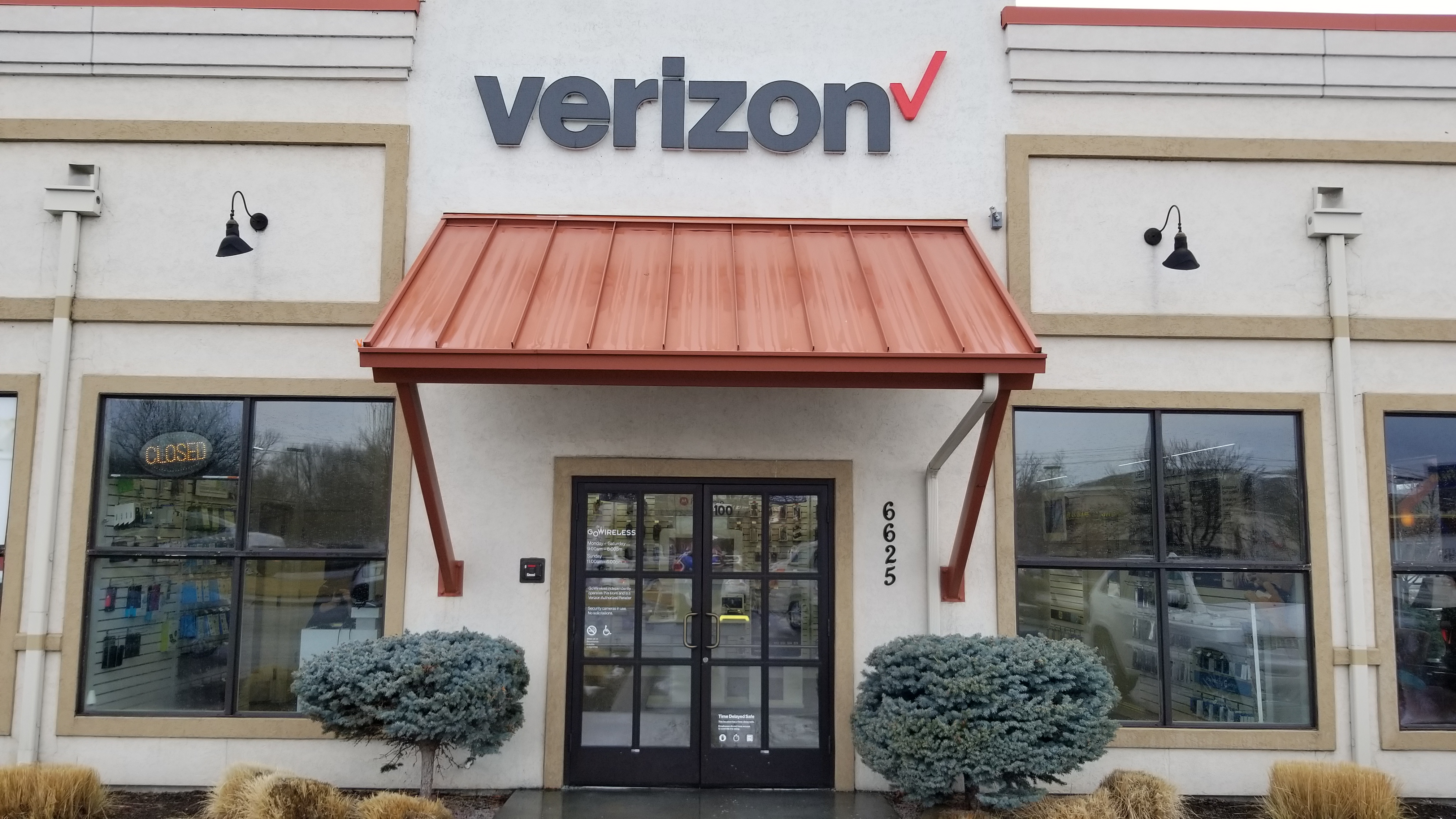 Verizon Authorized Retailer – GoWireless Photo