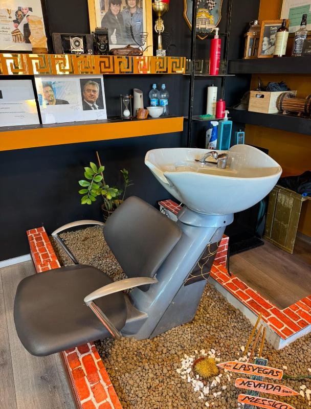 Images Barber Shop by Nappo