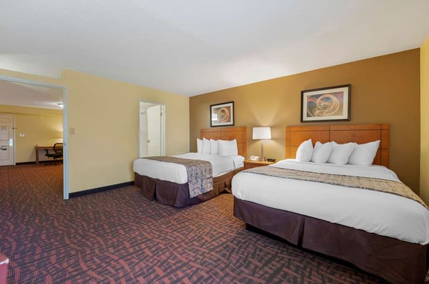 Images Best Western Louisville East Inn & Suites