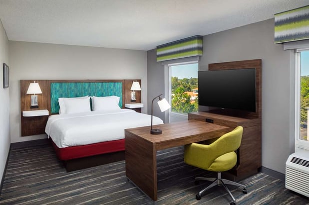 Images Hampton Inn & Suites Savannah - I-95 South - Gateway