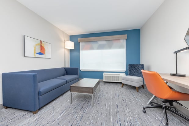 Images Holiday Inn Express & Suites Austin Airport East by IHG