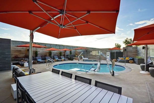 Images Hampton Inn and Suites Los Angeles Burbank Airport