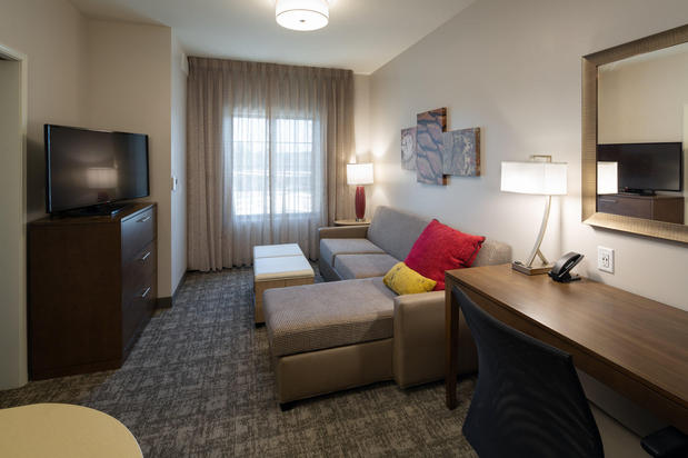 Images Staybridge Suites Phoenix – Biltmore Area by IHG