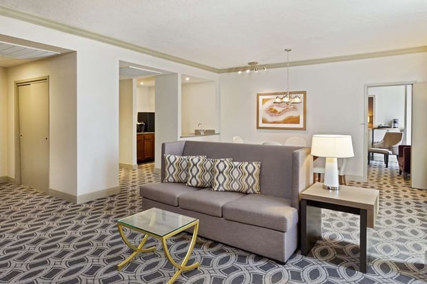 Images DoubleTree by Hilton Hotel Orlando East-UCF Area