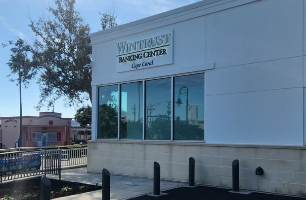 Images Wintrust Banking Center