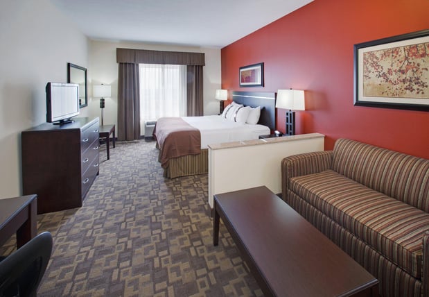 Images Holiday Inn Lincoln Southwest by IHG