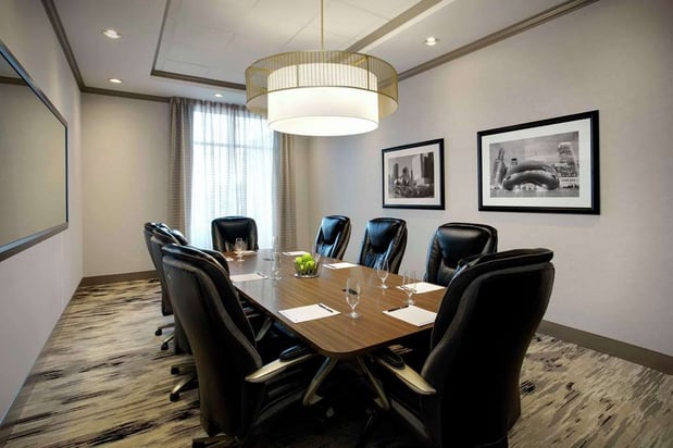 Images DoubleTree by Hilton Chicago Midway Airport