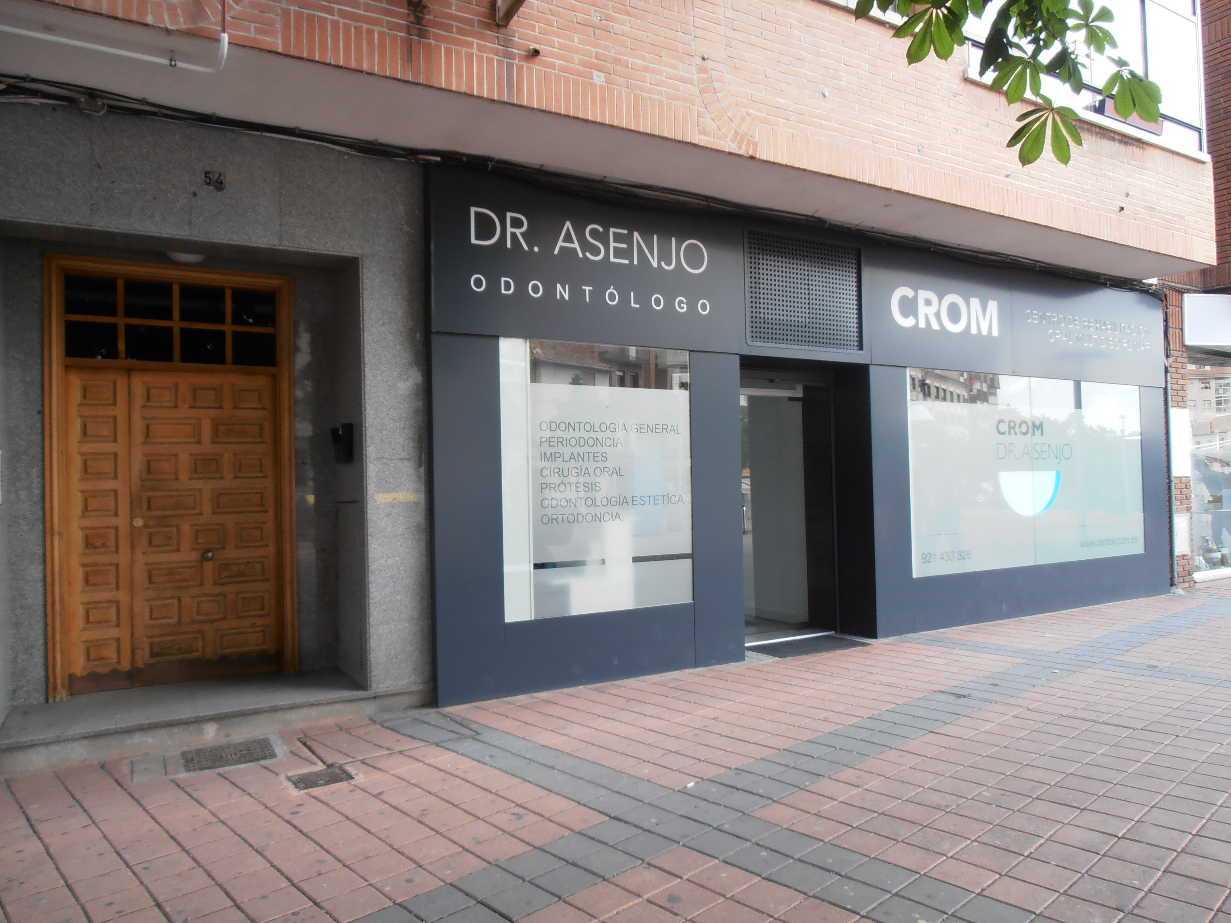 Images DR. ASENJO Clínica Dental CROM Segovia