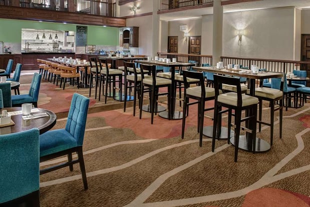 Images Hilton Garden Inn San Antonio Airport