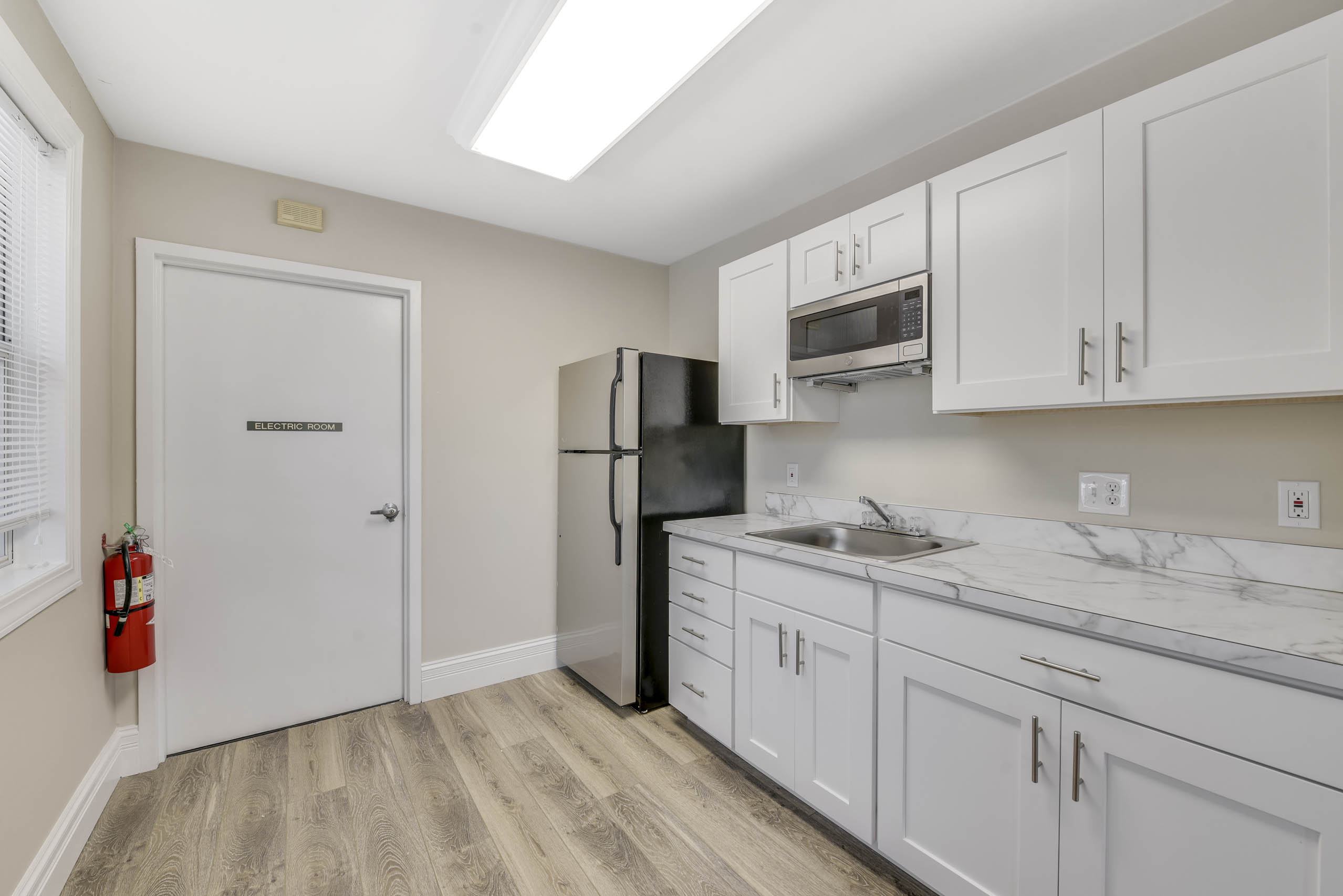 Bright Kitchen