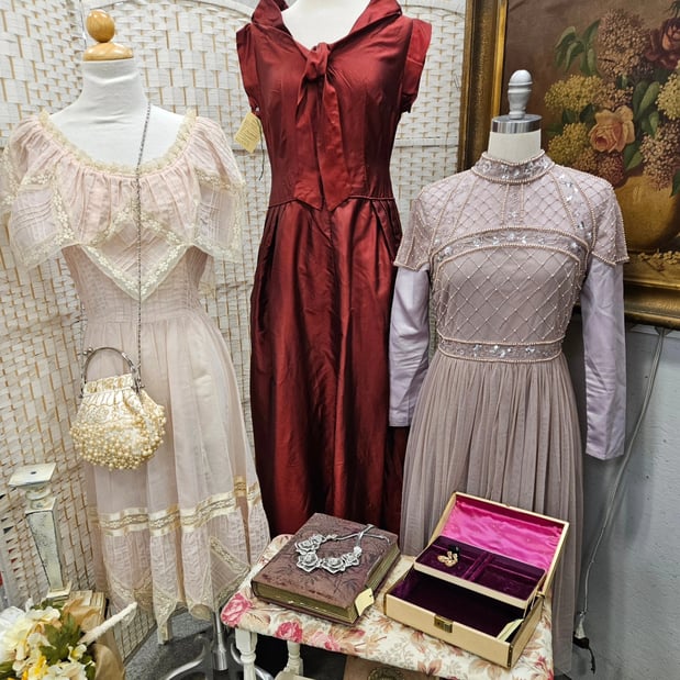 Images Ohio Valley Antique Mall