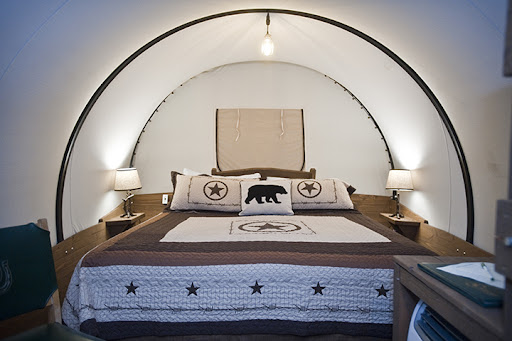 Chico Hot Springs Resort & Day Spa Image