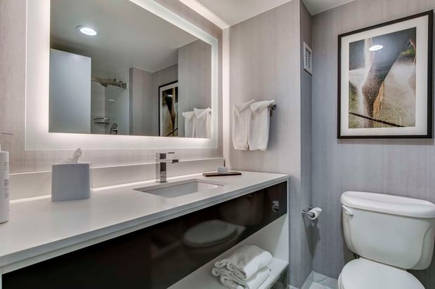 Images Embassy Suites by Hilton Louisville East