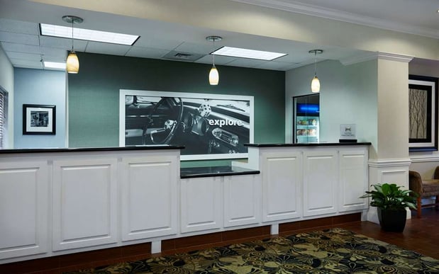 Images Hampton Inn & Suites Concord Charlotte
