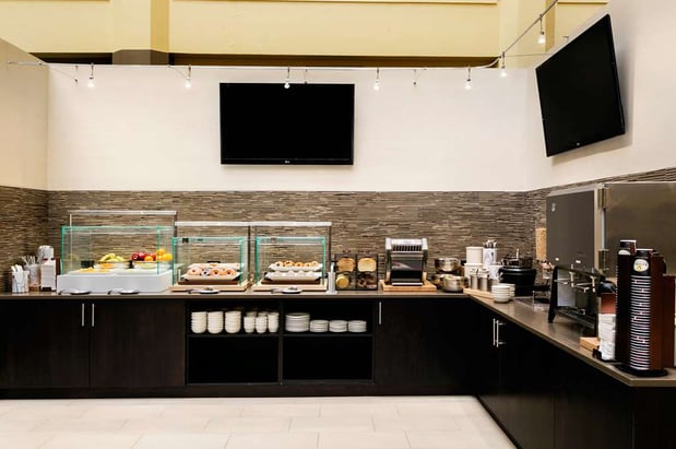 Images Embassy Suites by Hilton Chicago North Shore Deerfield