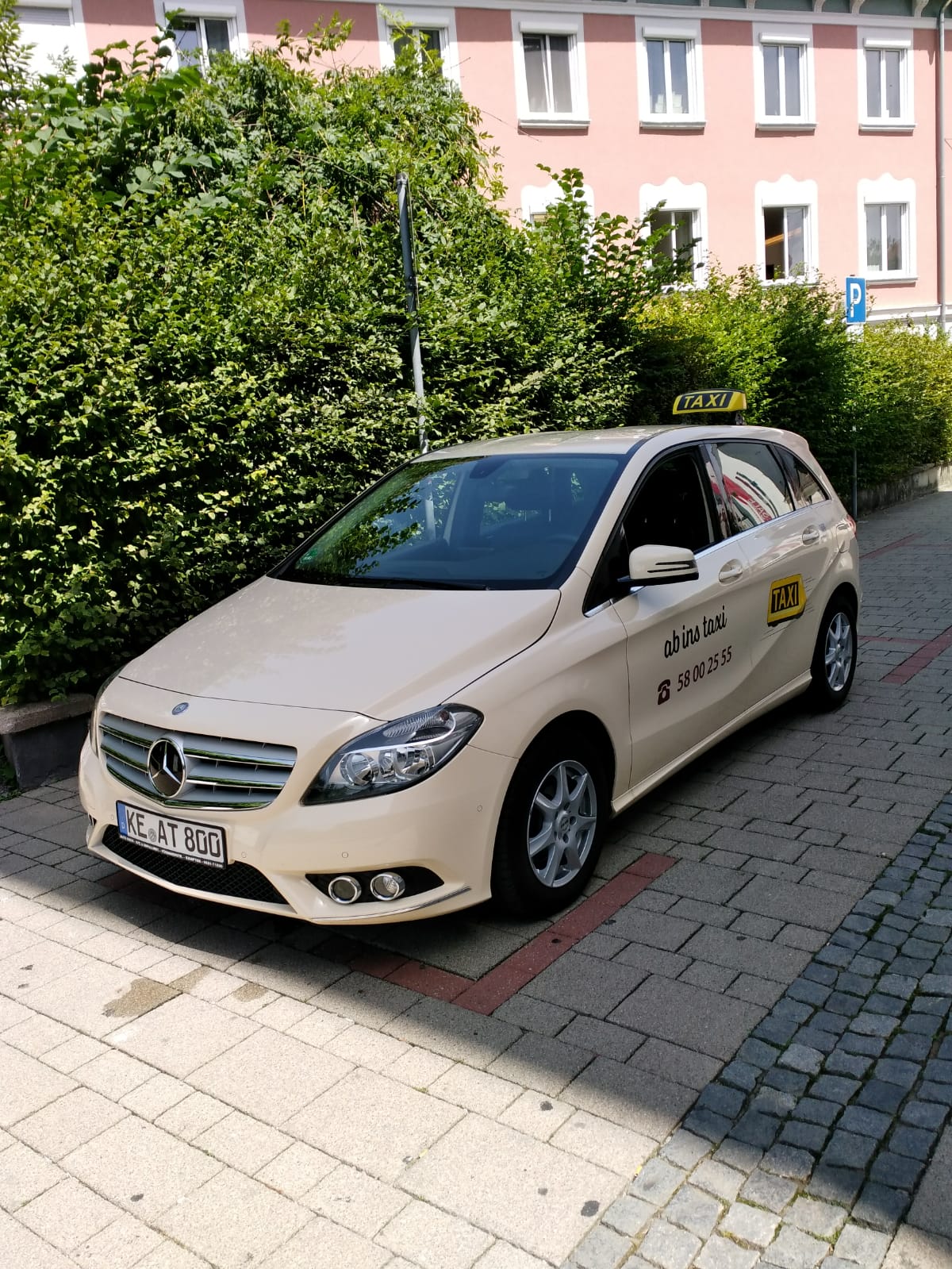 Ab ins Taxi GmbH  Fahrzeuge