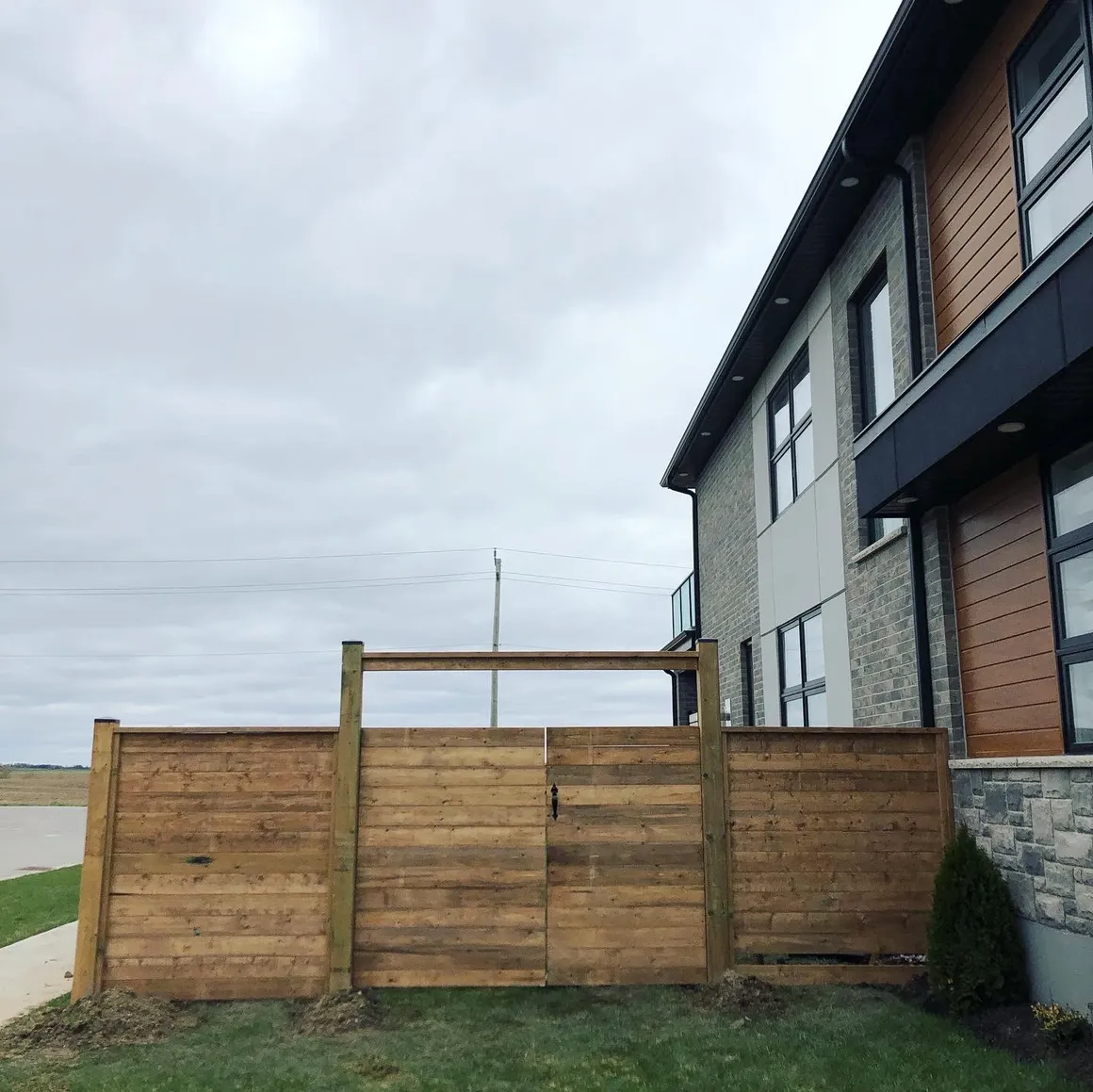 Images Perfect Posthole Fences and Decks