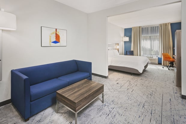 Images Holiday Inn Express & Suites Chicago West-O'Hare Arpt Area by IHG