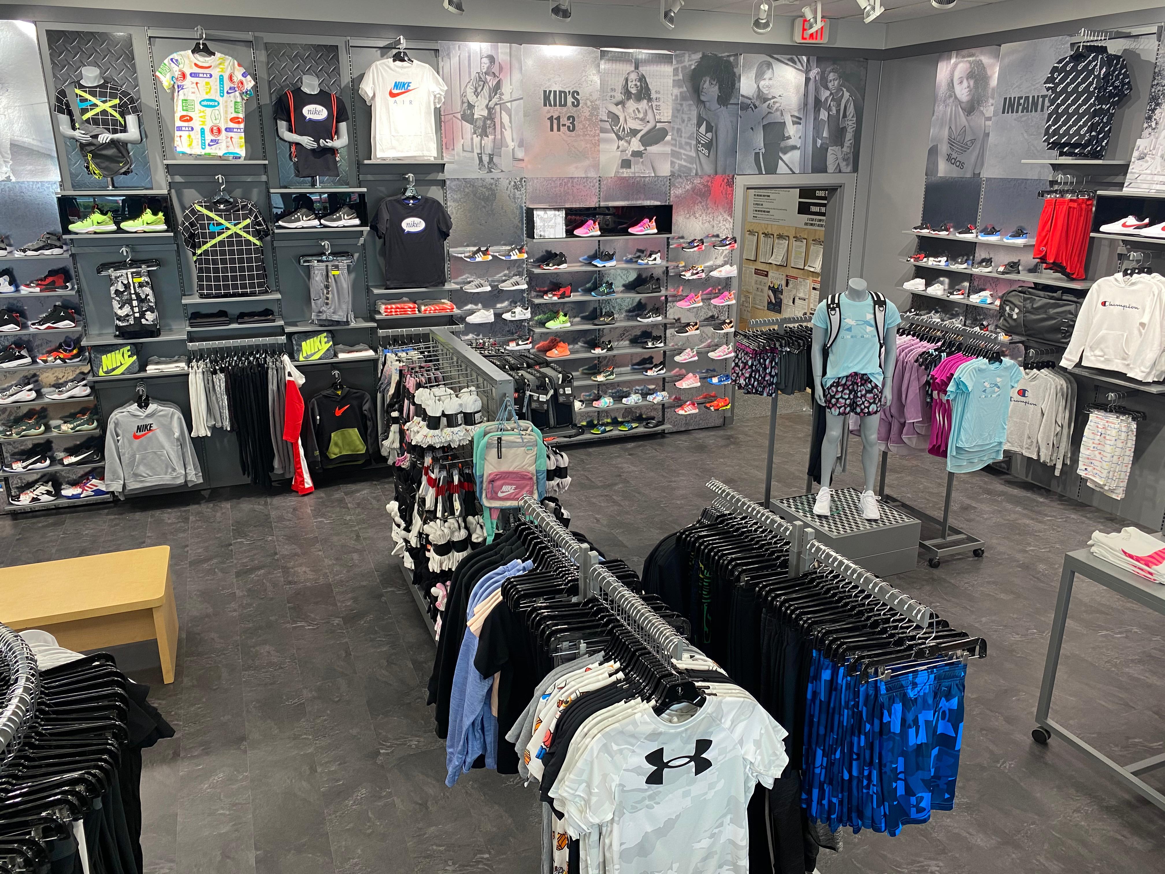 Hibbett Sports, 1936 N Rock Rd, Suite 500, Derby, KS, Shoe Stores - MapQuest