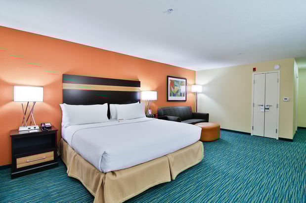 Images Holiday Inn Bismarck by IHG