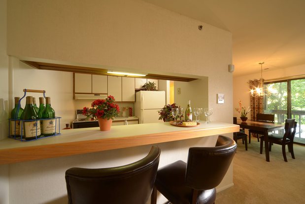 Images Shade Tree Trace Apartments