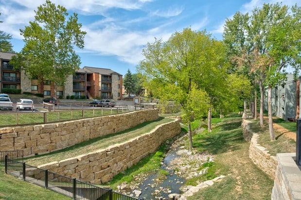 Images Canyon Creek Apartments & Townhomes