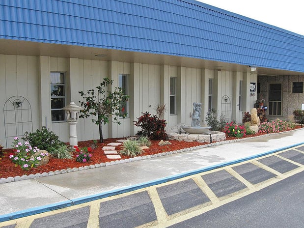 Images Lakewood Village
